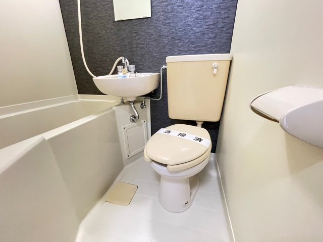 トイレ　※退去前参考写真※