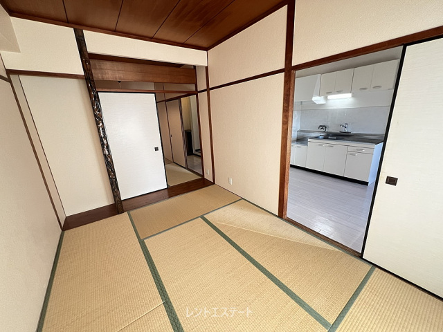 地下鉄御堂筋線 あびこ駅 徒歩4分 6階建 築56年の内装写真