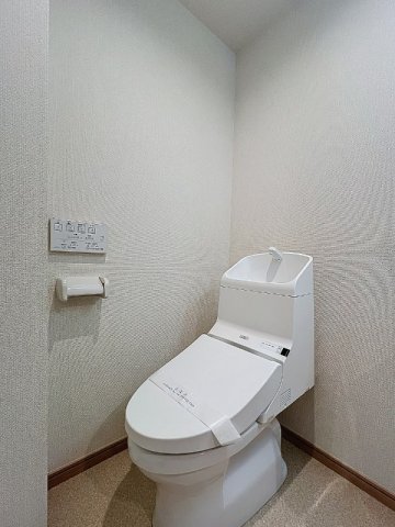 トイレ　同一仕様写真