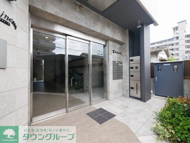 エントランス　エントランス