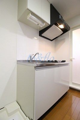 東急東横線 新丸子駅 徒歩3分 4階建 築15年のキッチン写真