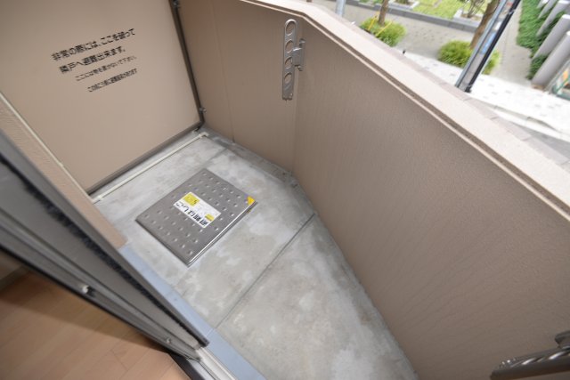 バルコニー　この写真は同マンションの別のお部屋のものです