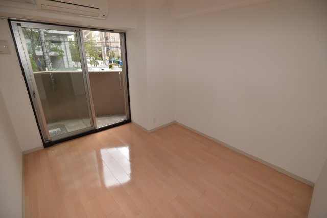 居室・リビング　この写真は同マンションの別のお部屋のものです