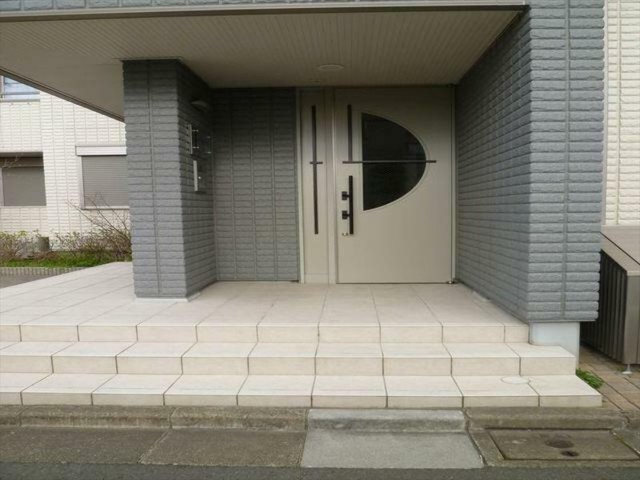 エントランス　エントランス