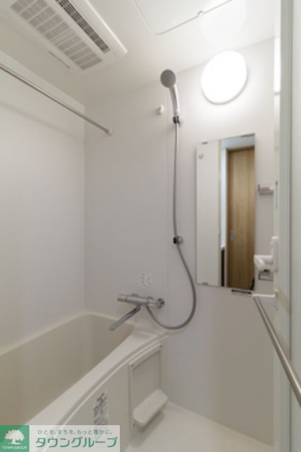 バス・シャワールーム　※写真は同タイプ住戸です。