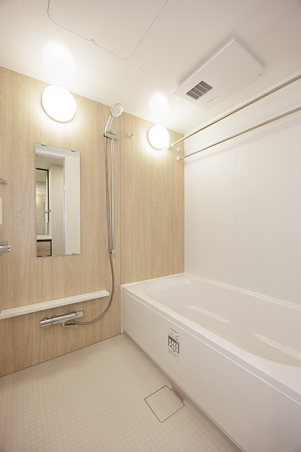 バス・シャワールーム　※写真は同タイプ住戸です。