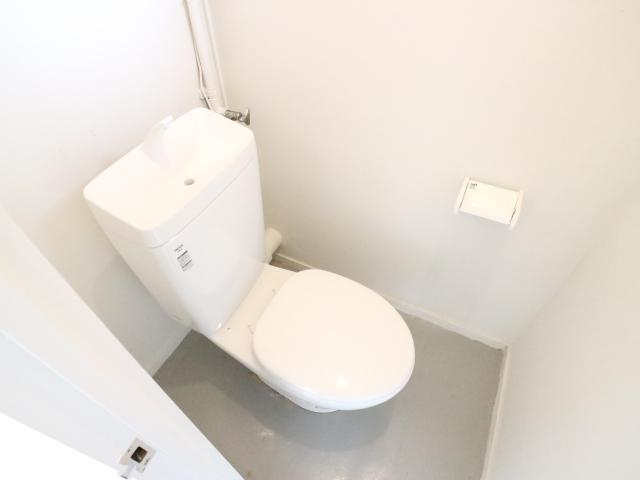 ヴィラナリー大和郡山2号棟のトイレ写真