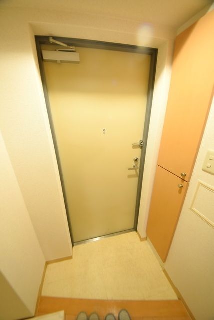 玄関　★シューズボックスのある玄関スペースです★