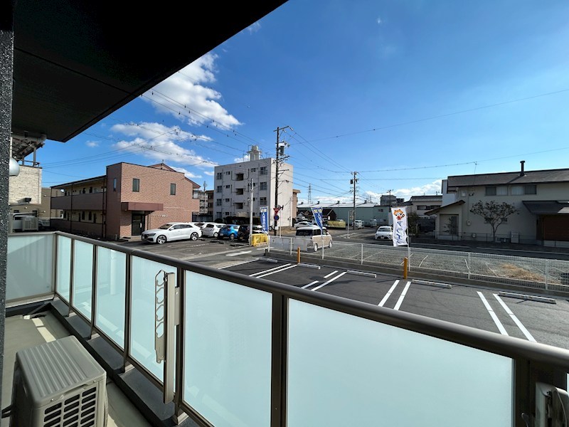 バルコニー　同施工会社イメージ