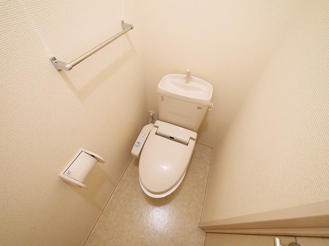 トイレ　コンパクトで使いやすいトイレです