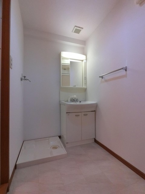 洗面設備　同タイプ別部屋の写真です。