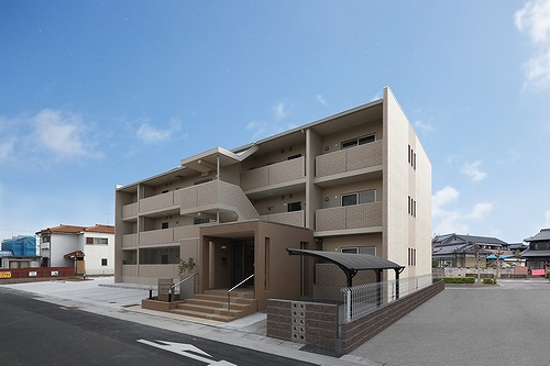 建物外観　落ち着いた雰囲気の外観です