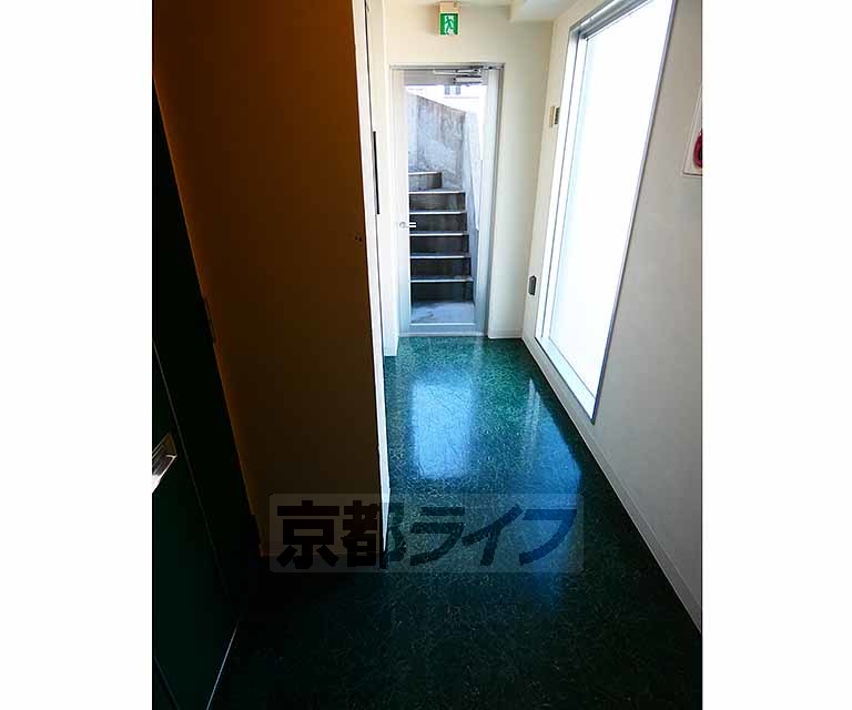 阪急京都線 京都河原町駅 徒歩4分 5階建 築24年の外観写真