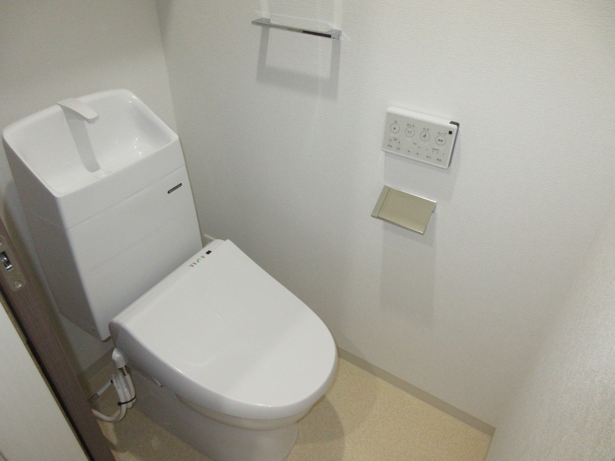 近鉄南大阪線 矢田駅 徒歩6分 3階建 築2年のトイレ写真