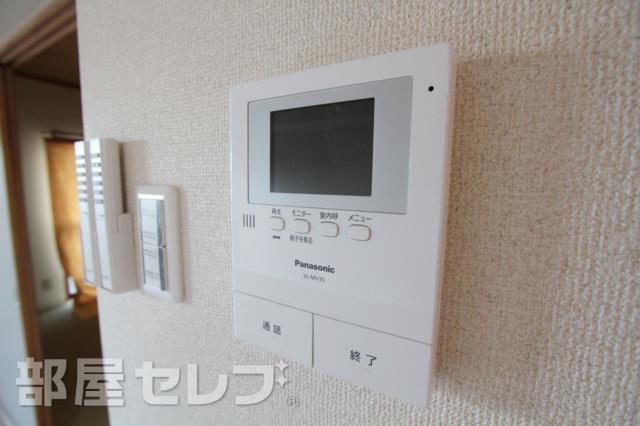 セキュリティ　他号室のお部屋です。