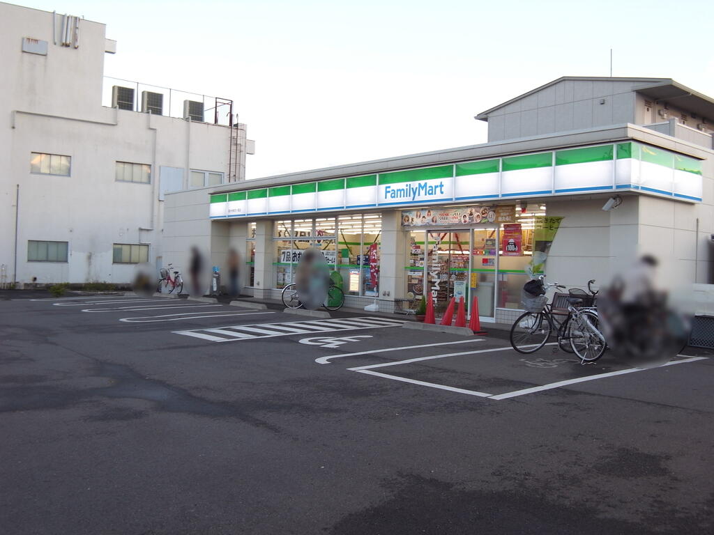 コンビニ　ファミリーマート国分寺東恋ヶ窪店（コンビニ）まで425m
