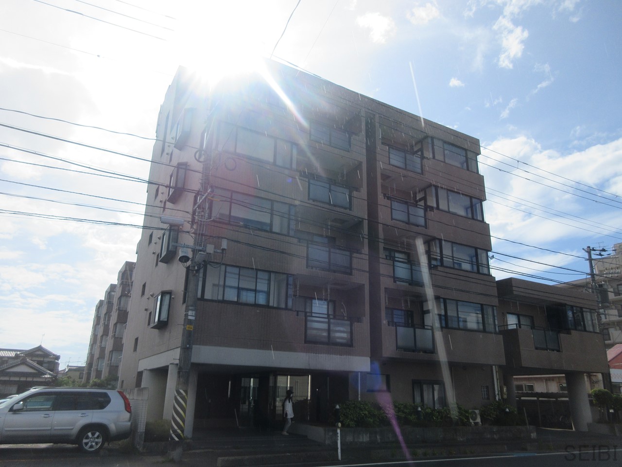 新潟市中央区米山のマンションの建物外観