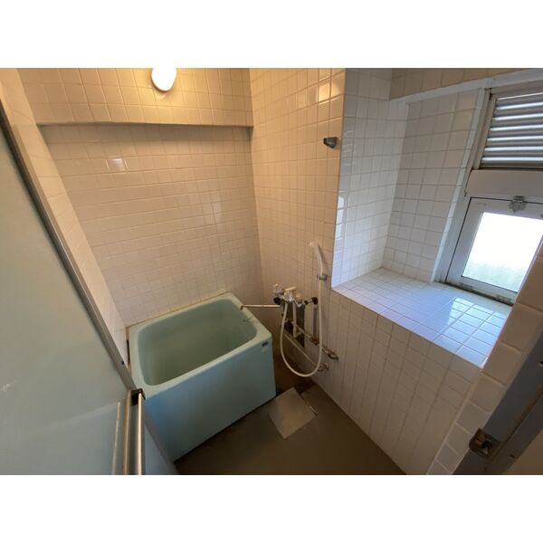 バス・シャワールーム　別間取り　イメージ写真