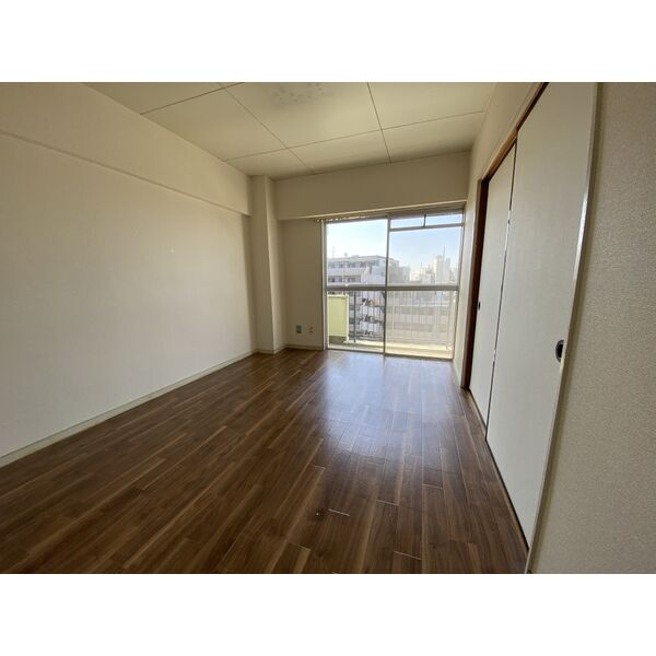 居室・リビング　別間取り　イメージ写真