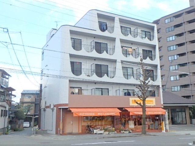 京都市北区紫野十二坊町のマンションの建物外観