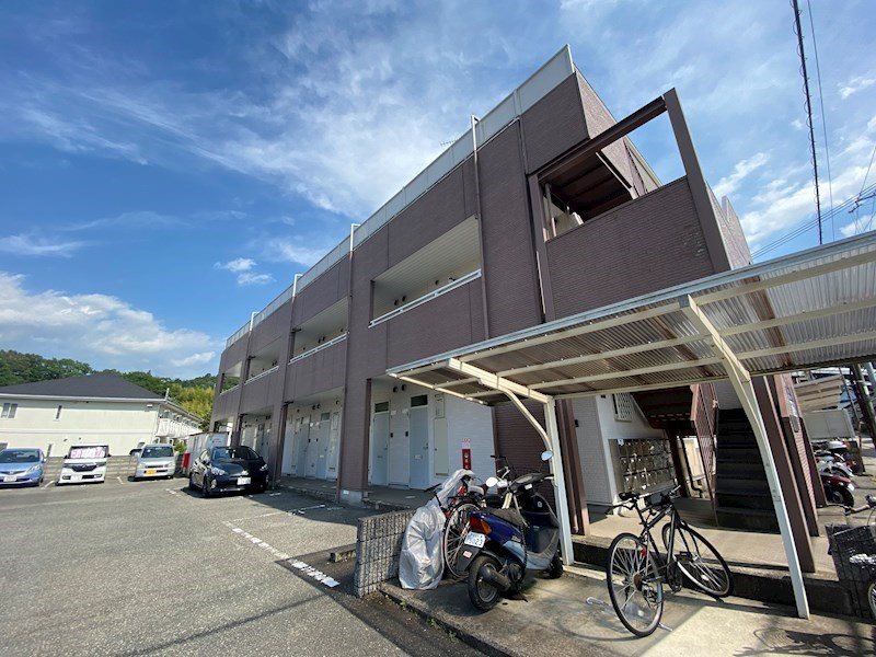 神戸市北区有野町有野のアパートの建物外観