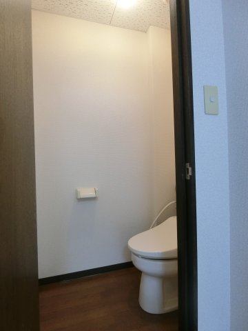 【米子市皆生のアパートのトイレ】