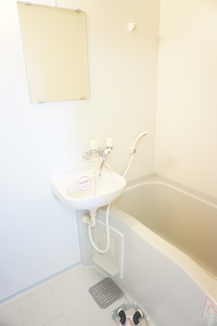 バス・シャワールーム　バスルームです☆