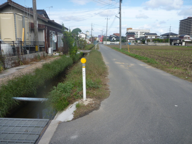その他　前面道路（その他）まで0m