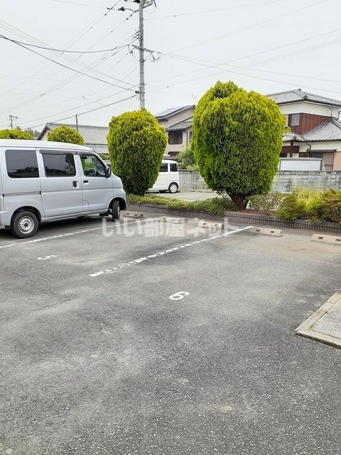 【大牟田市大字久福木のアパートの駐車場】