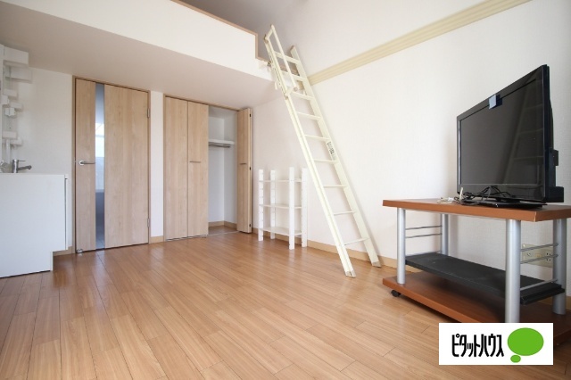 収納　１１０号室になります