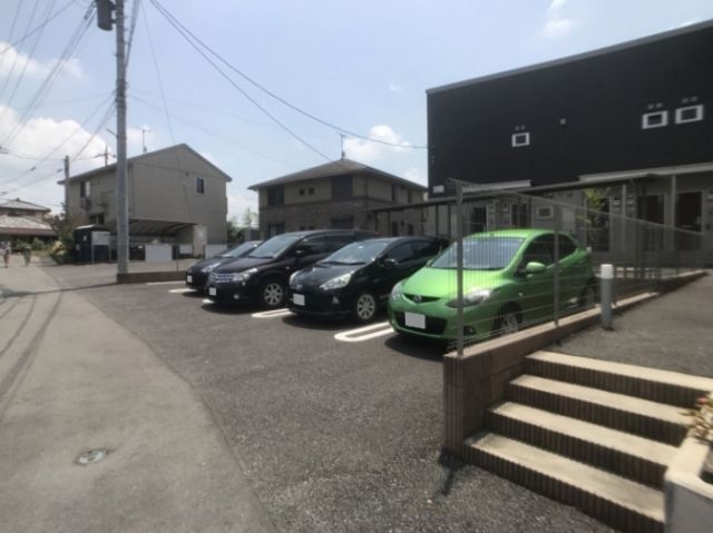 【クローバーコート　Ｂの駐車場】