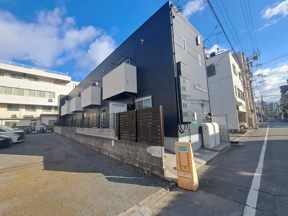 Casa Pacifica Takasagoの建物外観