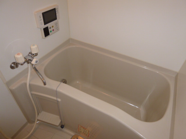 バス・シャワールーム　追い焚き風呂