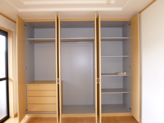 収納　クローゼット