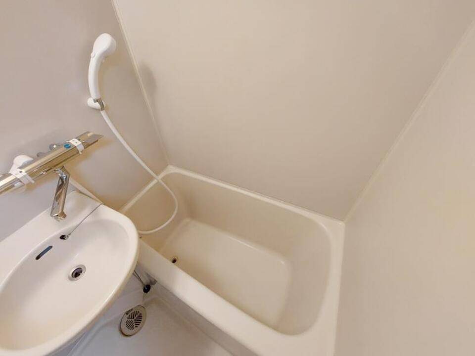 バス・シャワールーム　浴室