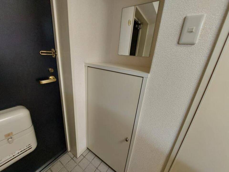 玄関　下駄箱