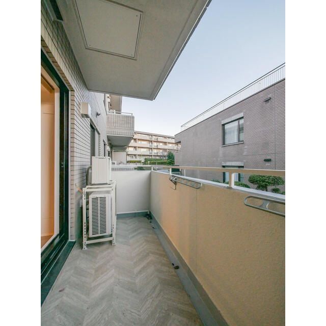 バルコニー　バルコニー