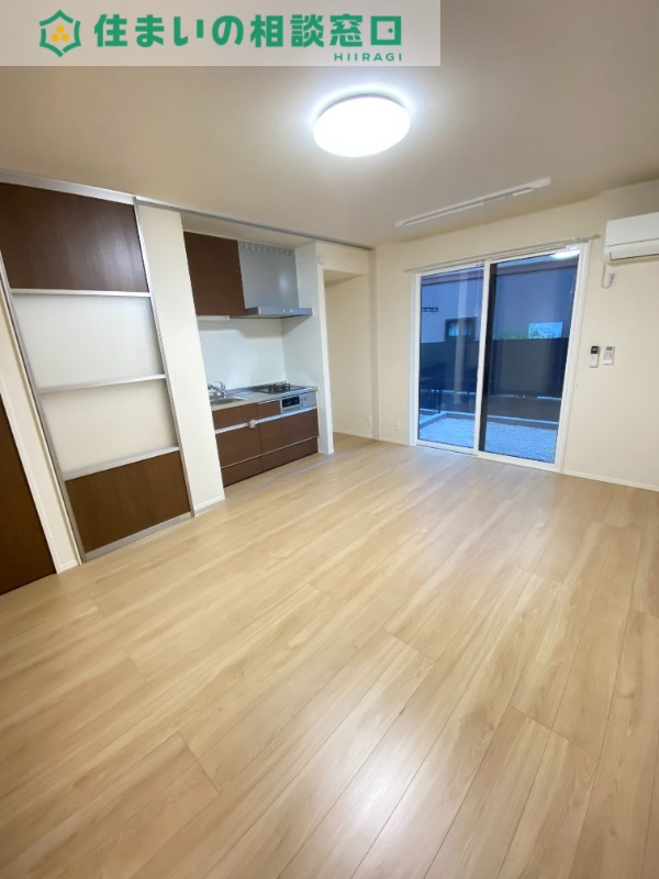 居室・リビング　同型