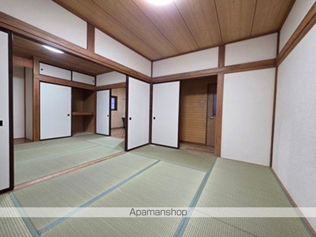 松浦道田町5-3-2 貸家Cの内装写真