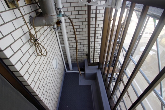 その他　洗濯機置場（室外）