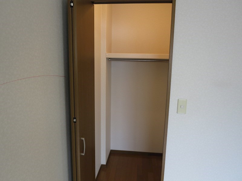 収納　ウォークインクローゼット