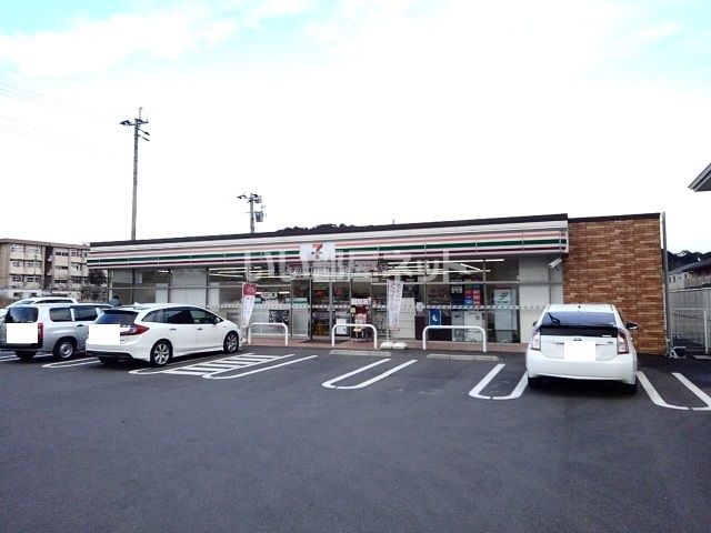 コンビニ　セブンイレブン 鹿児島中山小南店（コンビニ）まで458m