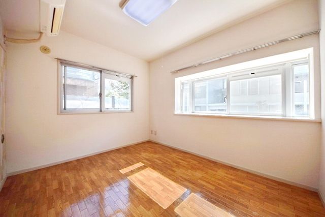 居室・リビング　別部屋参考写真