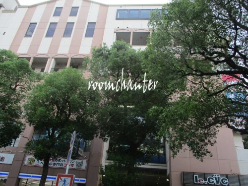 ショッピングセンター　ベイタウン本牧5番街（ショッピングセンター）まで1117m