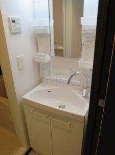 洗面設備　うれしい独立洗面台！