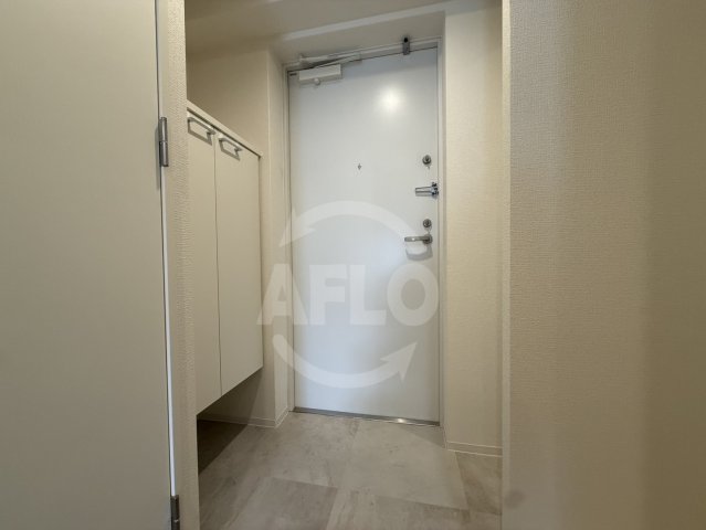 玄関　Alivis放出　玄関