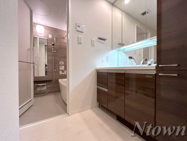 洗面設備　忙しい朝には欠かせない洗面所です