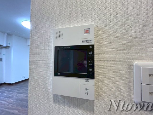 セキュリティ　モニター付きインターフォンです