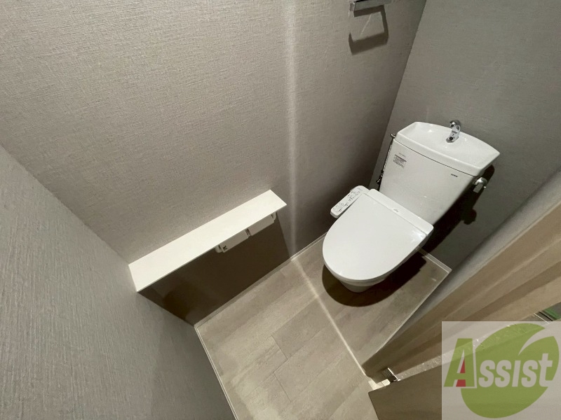 トイレ　シャワートイレになっているので快適です！