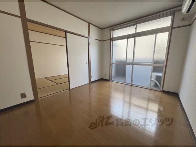 居室・リビング　洋室